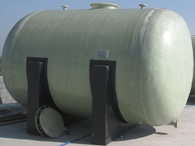 吉林購買玻璃鋼儲罐 廠家專業(yè)生產(chǎn)定制 玻璃鋼鹽酸儲罐圖片_高清圖_細(xì)節(jié)圖-棗強(qiáng)縣昱誠玻璃鋼制品廠 -